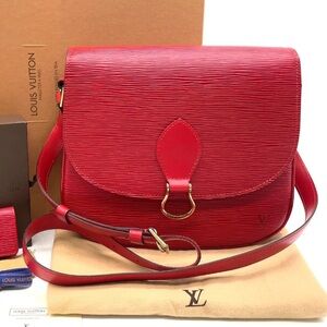 ❌🔥SALE❌PRICE DROP ❌AUTHENTIC Louis Vuitton Epi Saint Cloud /Crossbody Ba…